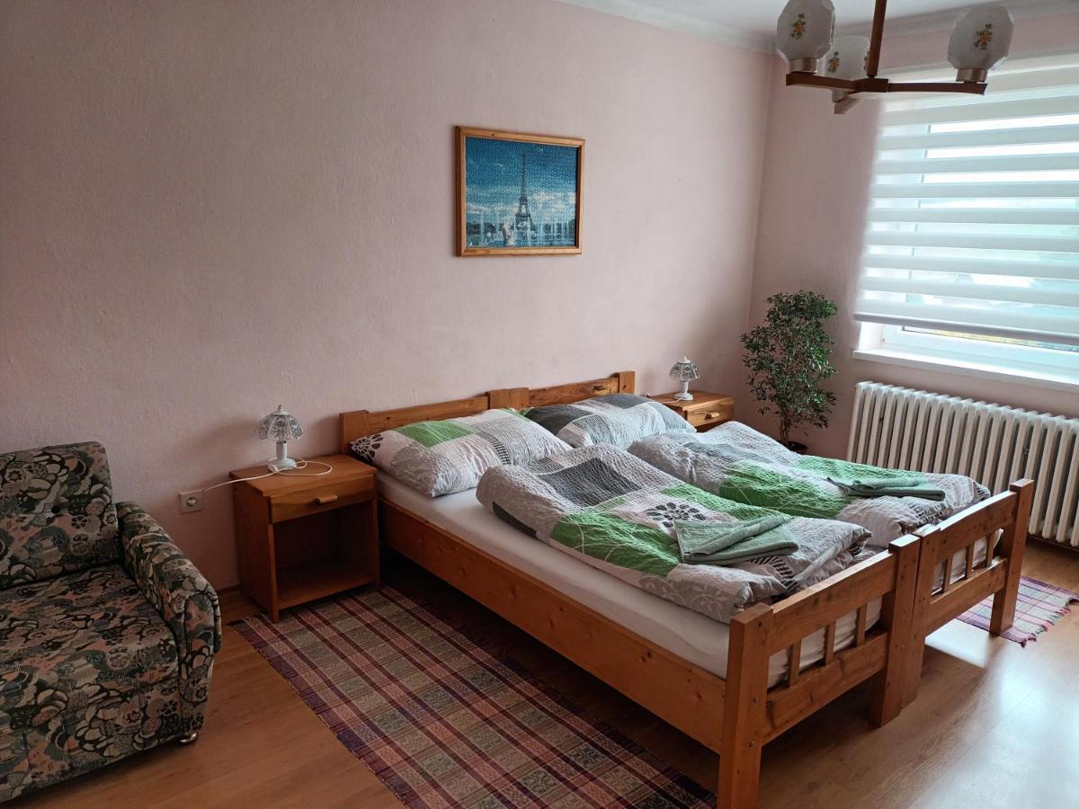 Apartman U Anny Strba Exterior photo